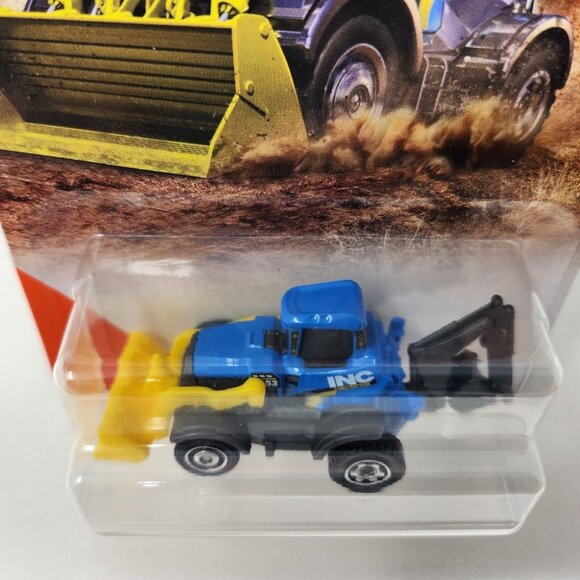 2019 Matchbox MBX Backhoe MBX Countryside 92/100 1:64 (hw) - Picture 2 of 7